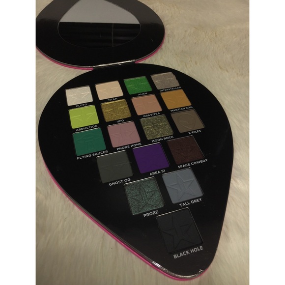 SOLD Jeffree Star Alien Palette - Picture 3 of 8